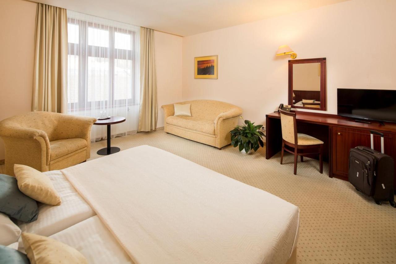 Hotel Kultura Ruzomberok Εξωτερικό φωτογραφία